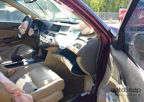 2010 Honda Accord Sdn 2.4 Ex-L/Ex-L from USA, damaged, VIN 1HGCP2F86AA161127